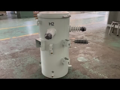 Transformator montowany na słupie